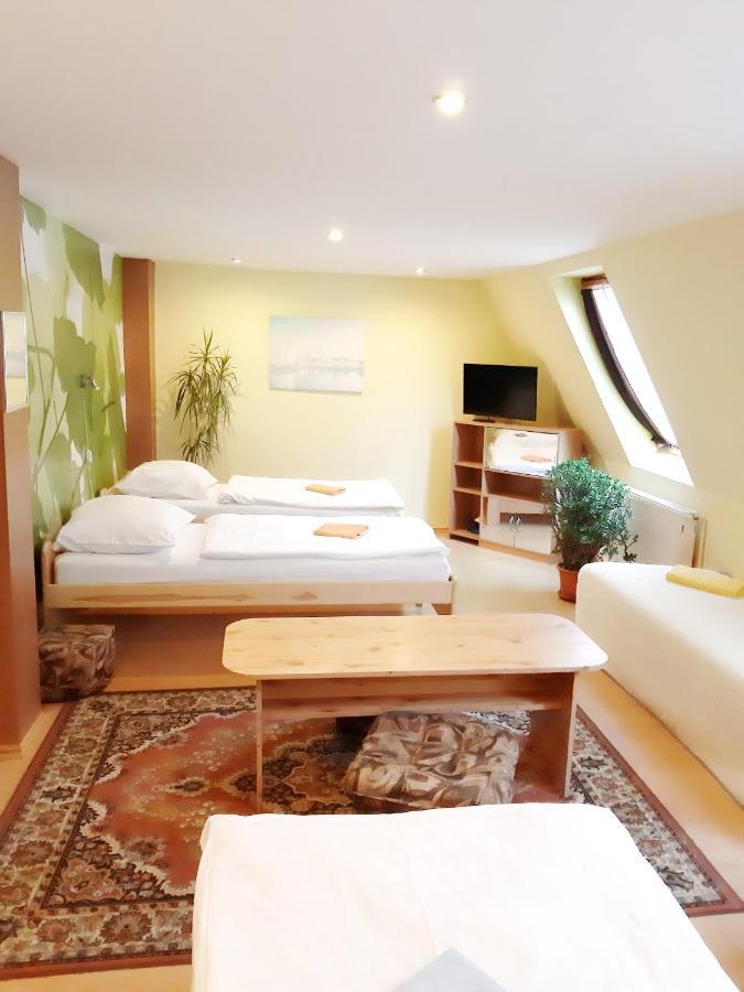 Penzion Havaj Karlovy Vary Dış mekan fotoğraf
